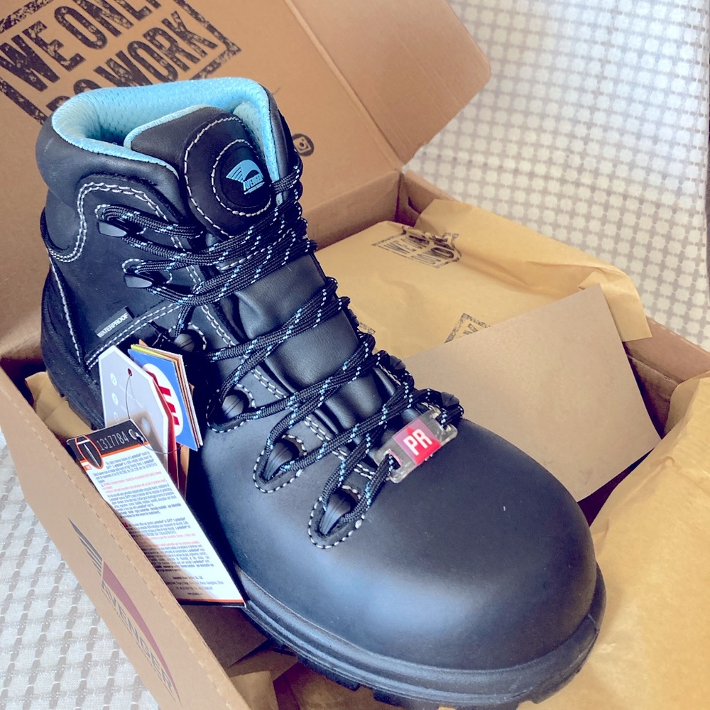 Avenger Women's Black Work Boots 9W, Leather